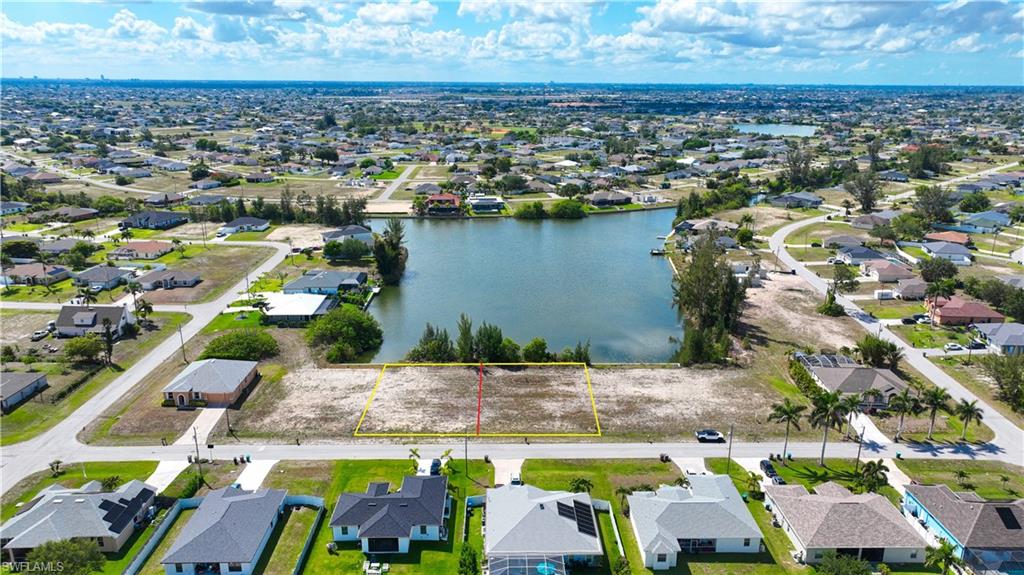 CAPE CORAL - Land