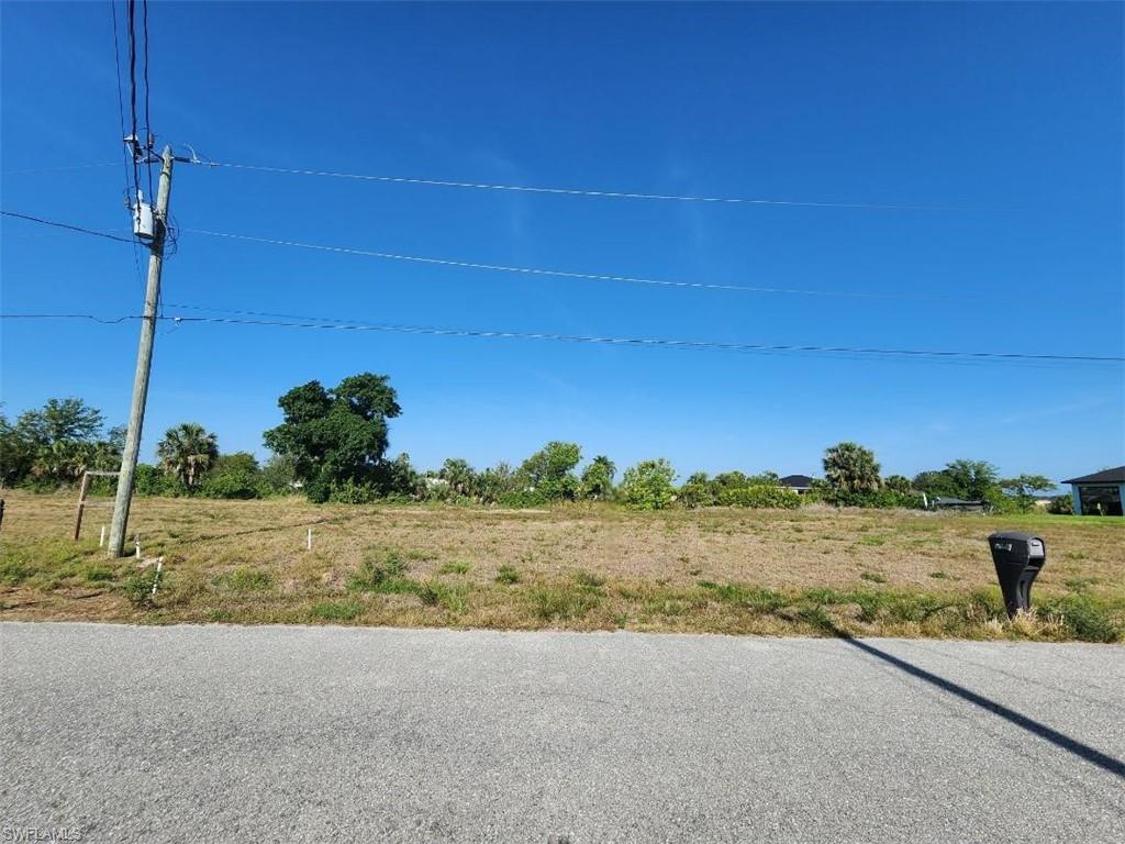 CAPE CORAL - Land
