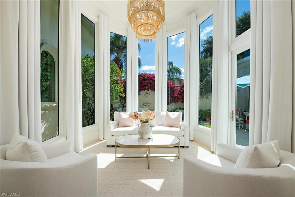 QUAIL WEST - Residential