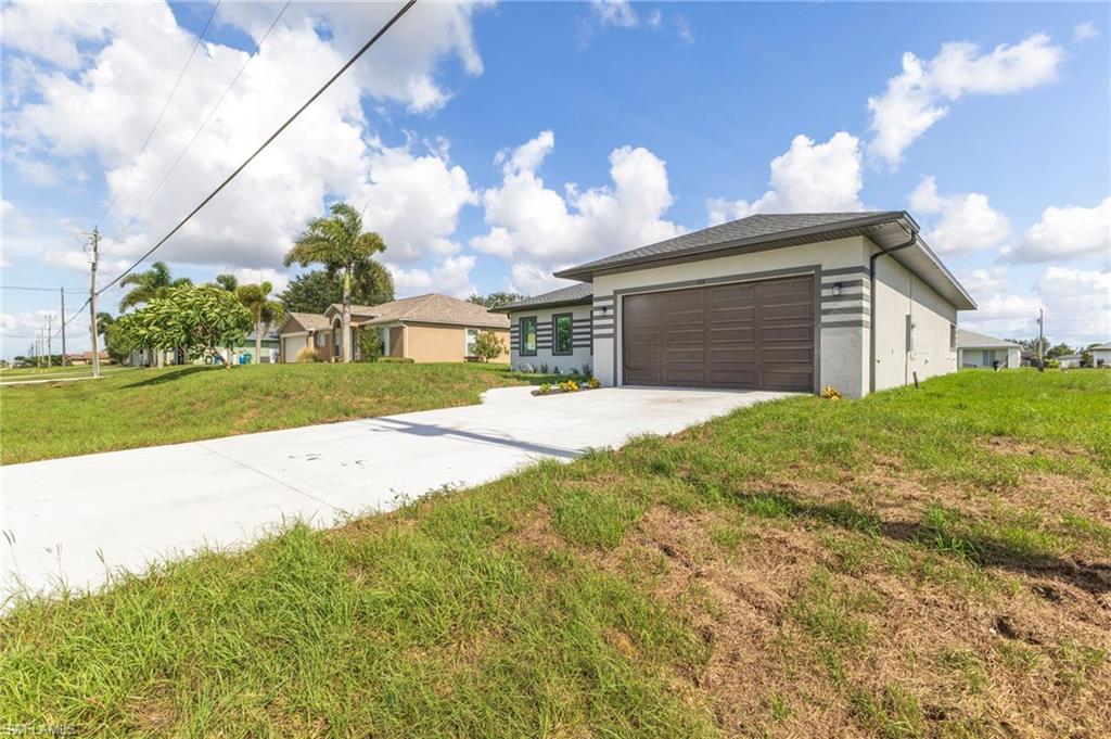 CAPE CORAL - Residential