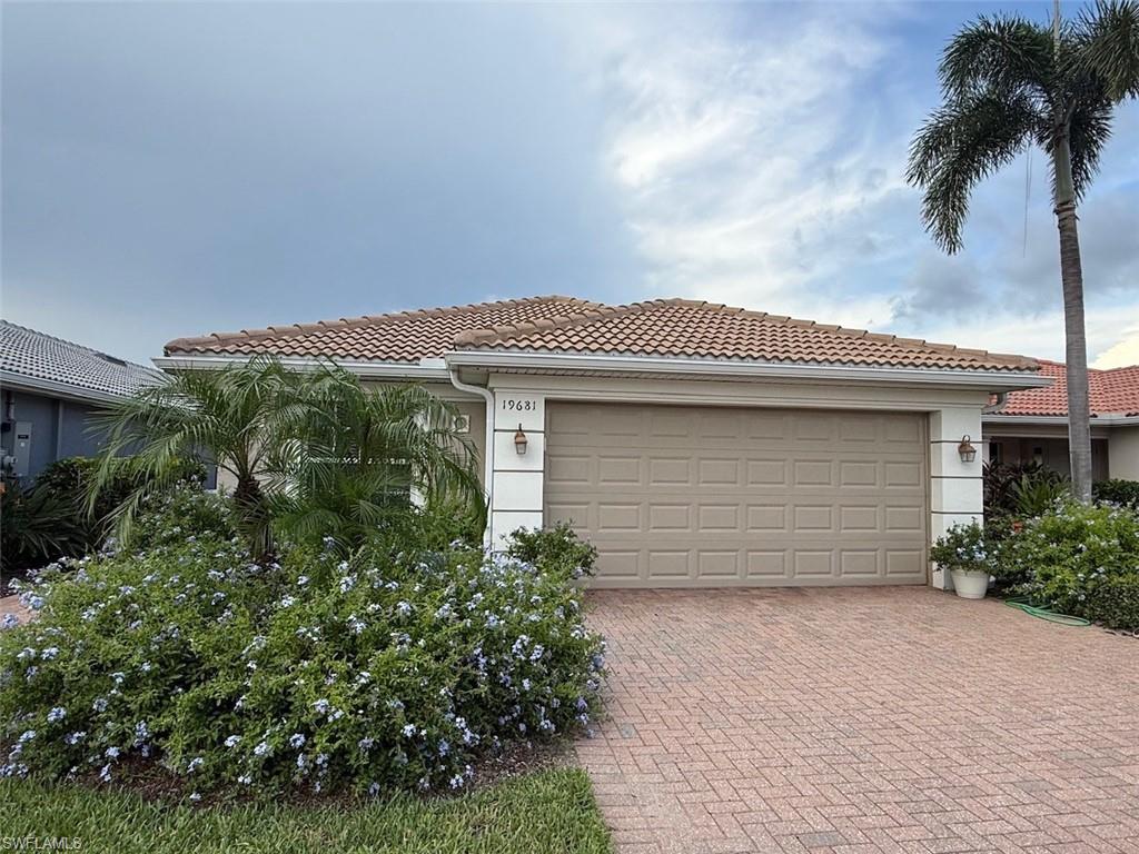 THE RESERVE AT ESTERO - Residential Lease