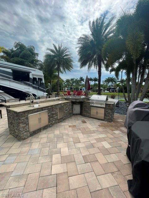 RIVERBEND MOTORCOACH RESORT - Land