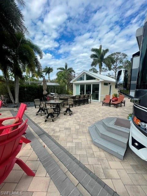 RIVERBEND MOTORCOACH RESORT - Land