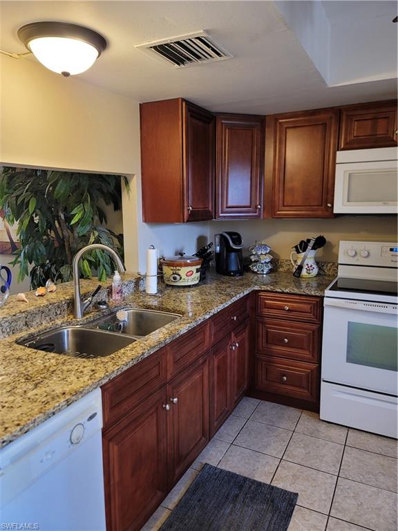 CLUB AT CRYSTAL LAKE CONDOMINIUM - Residential