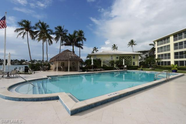 JENNIFER SHORES - Residential Lease