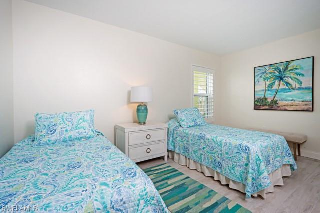 JENNIFER SHORES - Residential Lease