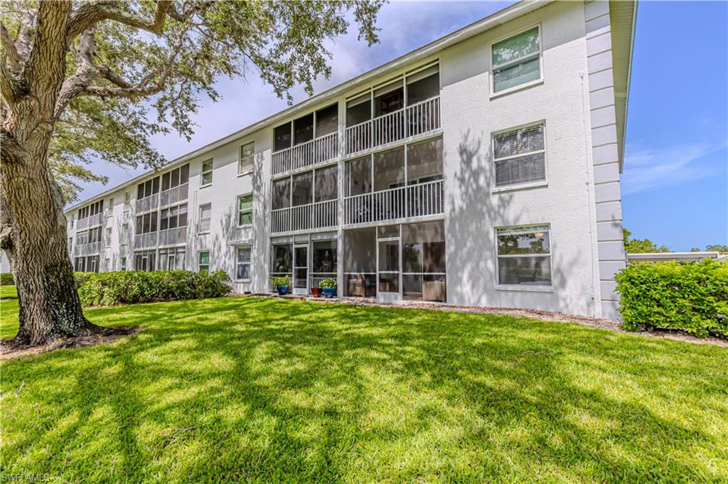 VICTORIA LAKES - Residential