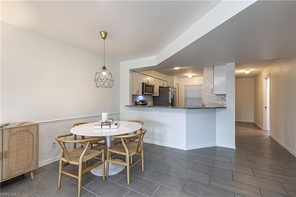 VICTORIA LAKES - Residential