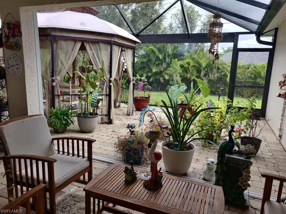 SAN CARLOS PARK - Residential