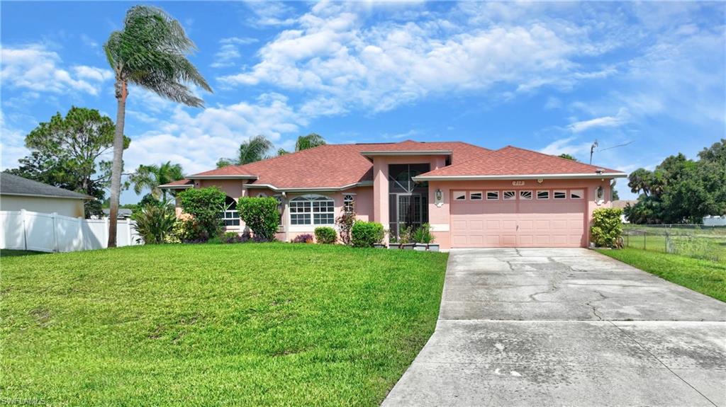 MIRROR LAKES - Residential