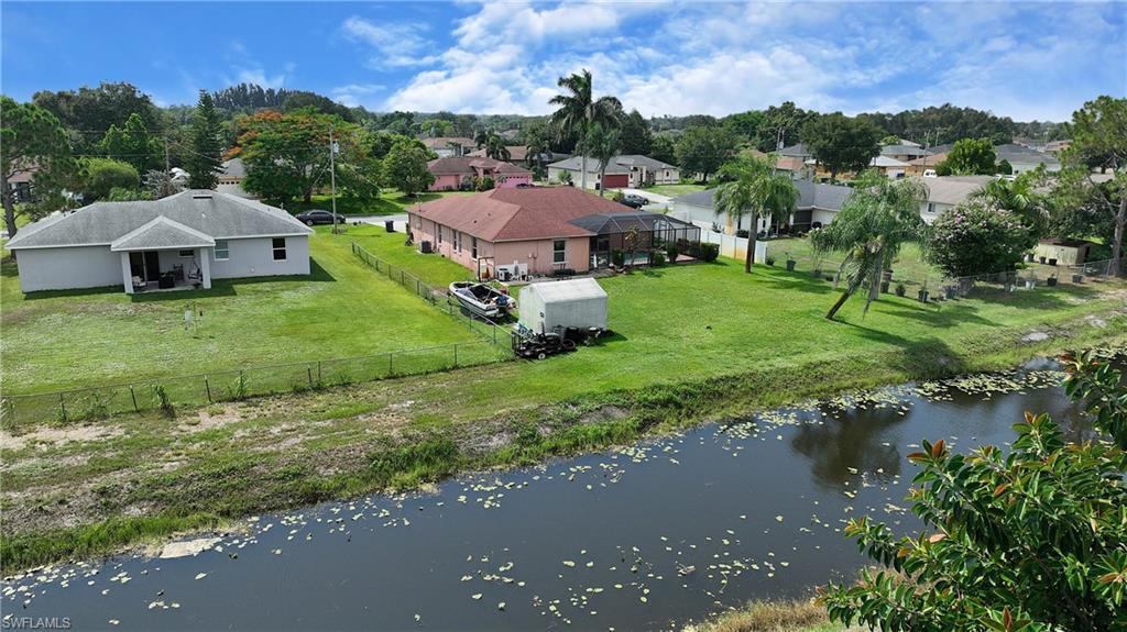 MIRROR LAKES - Residential