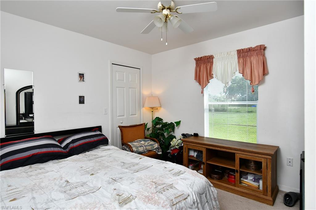 MIRROR LAKES - Residential