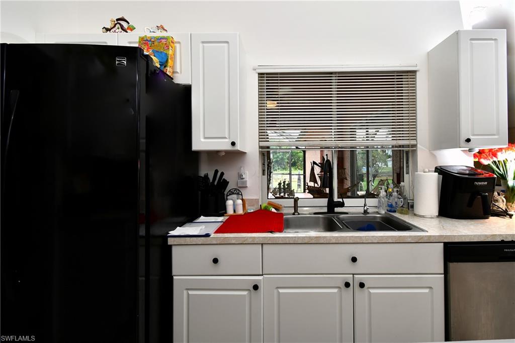 MIRROR LAKES - Residential