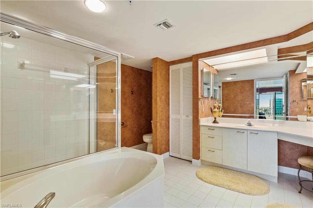 GULF BREEZE AT VANDERBILT - Residential