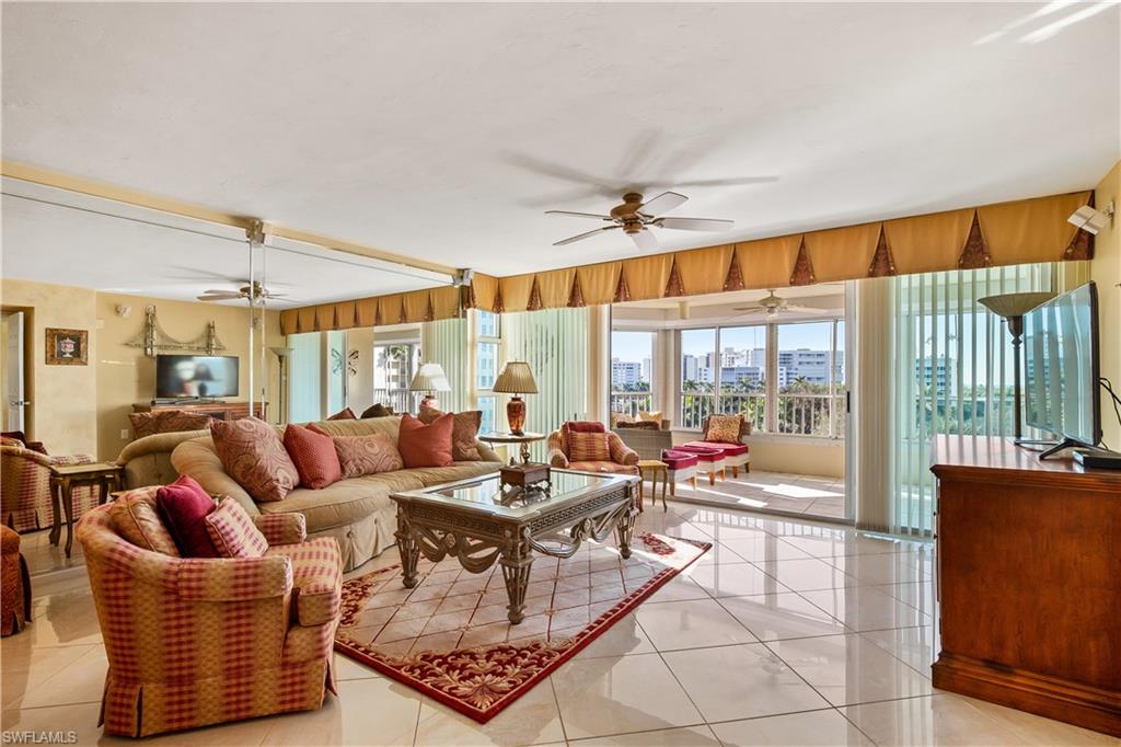 GULF BREEZE AT VANDERBILT - Residential