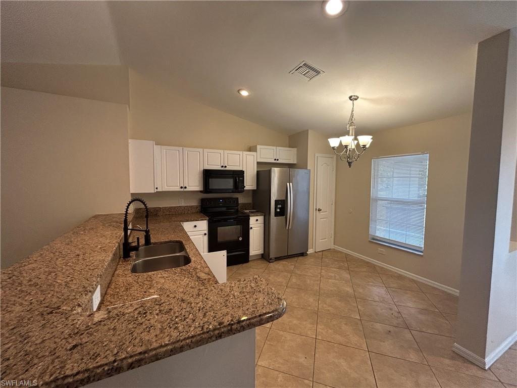 BUCKINGHAM - Residential Lease