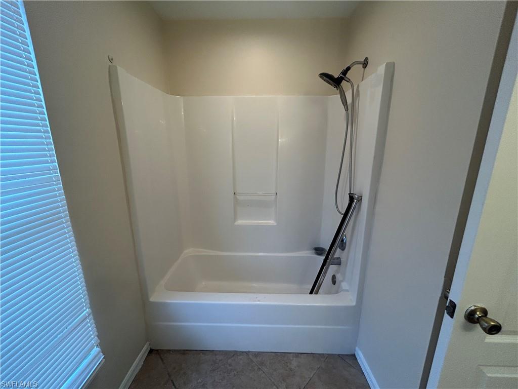 BUCKINGHAM - Residential Lease