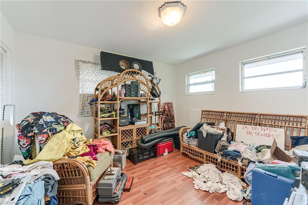 LINDA LOMA - Residential Income