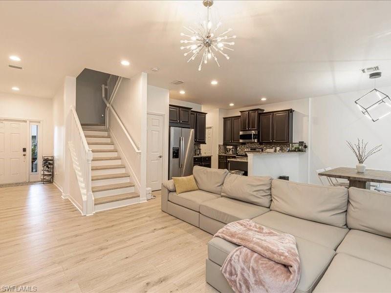 SUMMIT PLACE - Residential