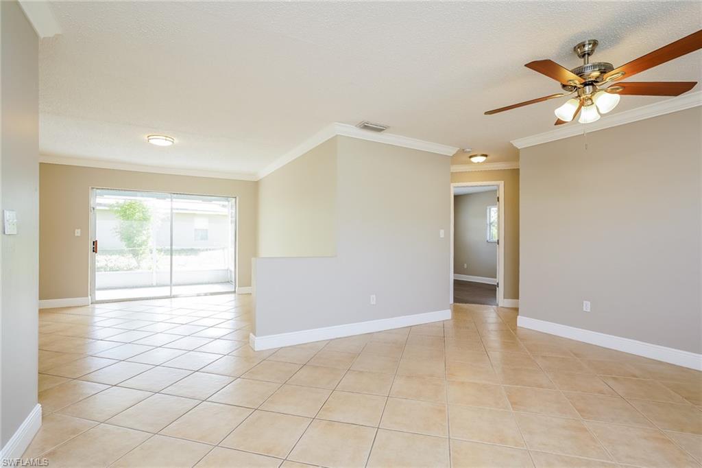 SAN CARLOS PARK - Residential