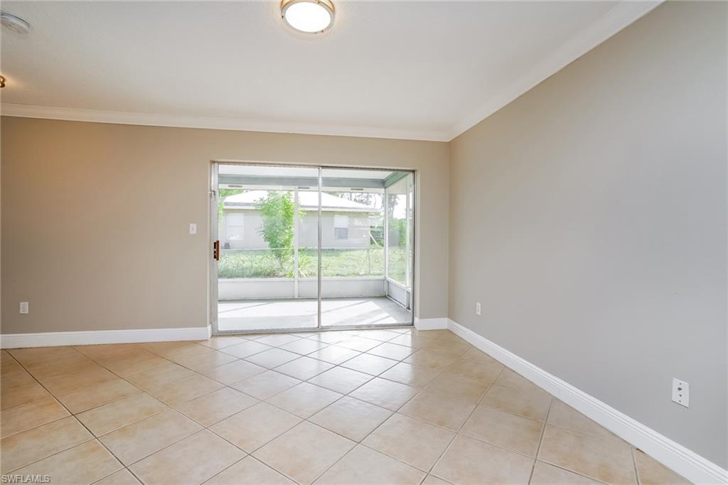 SAN CARLOS PARK - Residential