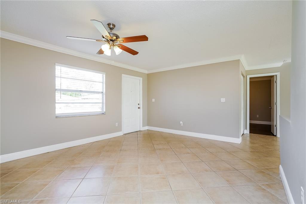 SAN CARLOS PARK - Residential