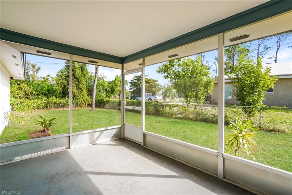 SAN CARLOS PARK - Residential