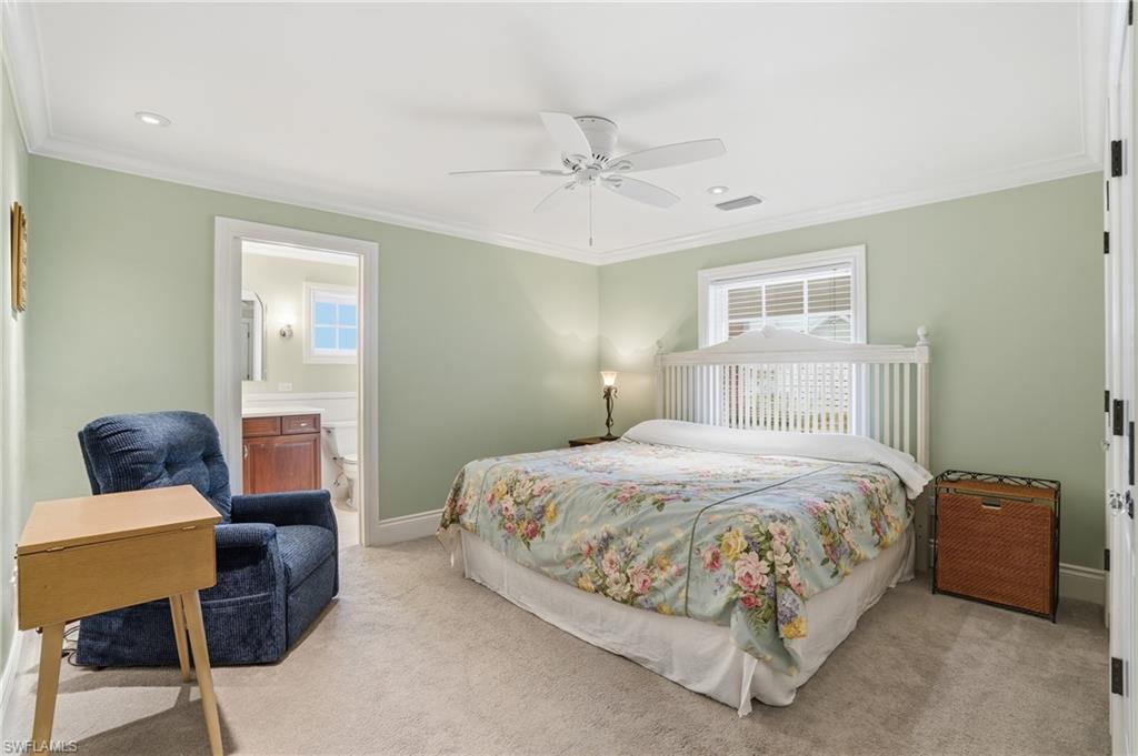 COLONIAL FARMS - Residential