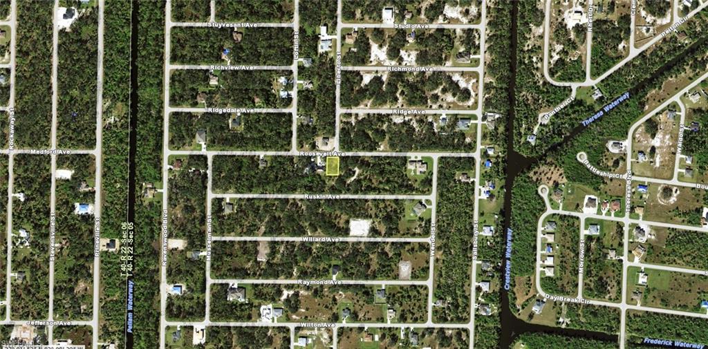 PORT CHARLOTTE - Land