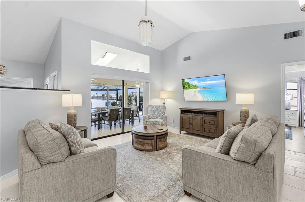 CAPE CORAL - Residential Lease