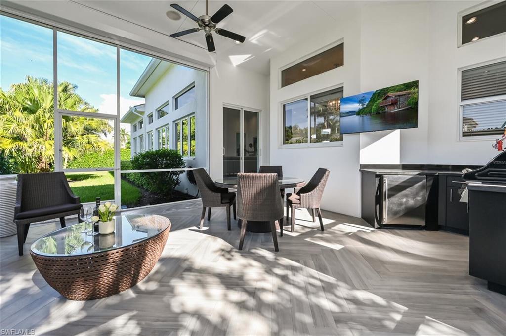 PARK SHORE - Residential