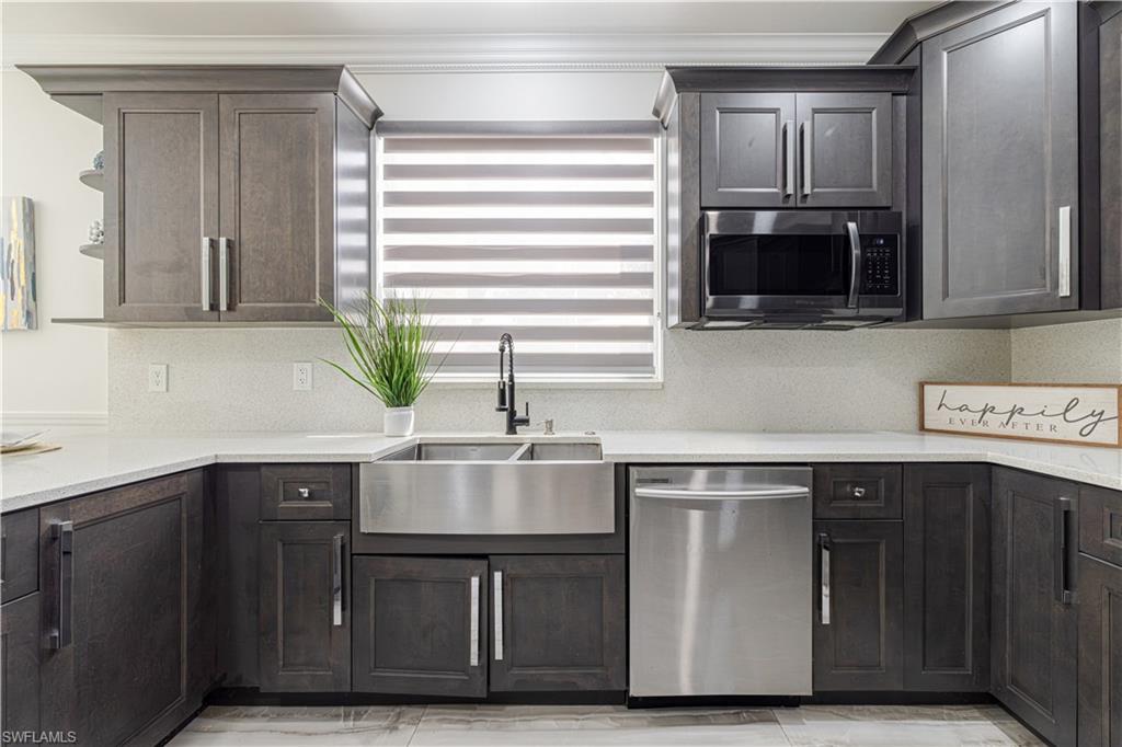 SILVERLAKES - Residential