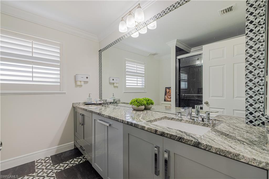 SILVERLAKES - Residential