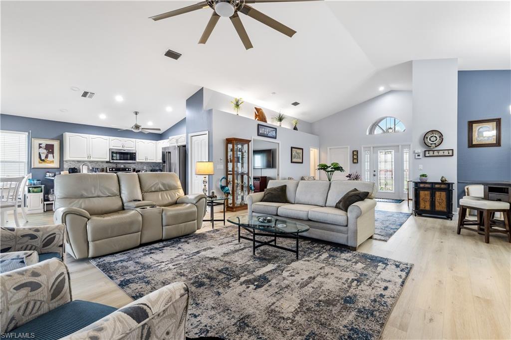 SABAL SPRINGS GOLF AND RACQUET CLUB - Residential