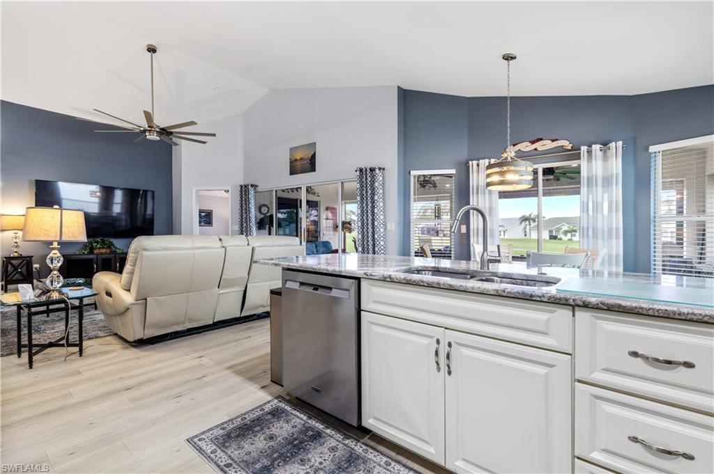 SABAL SPRINGS GOLF AND RACQUET CLUB - Residential