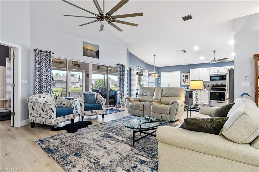SABAL SPRINGS GOLF AND RACQUET CLUB - Residential