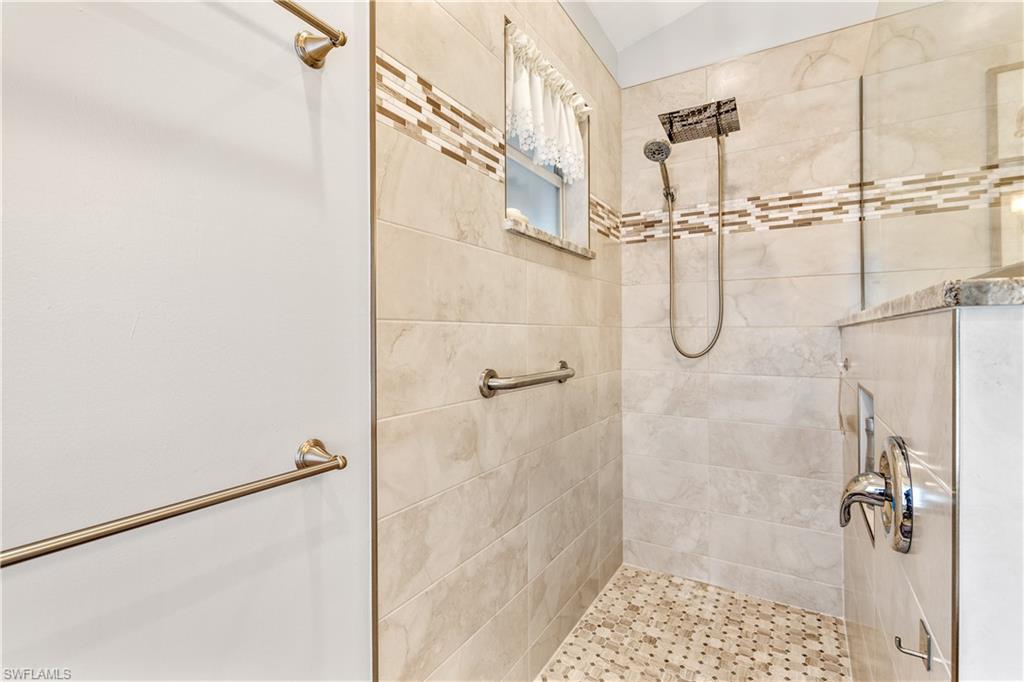 SABAL SPRINGS GOLF AND RACQUET CLUB - Residential