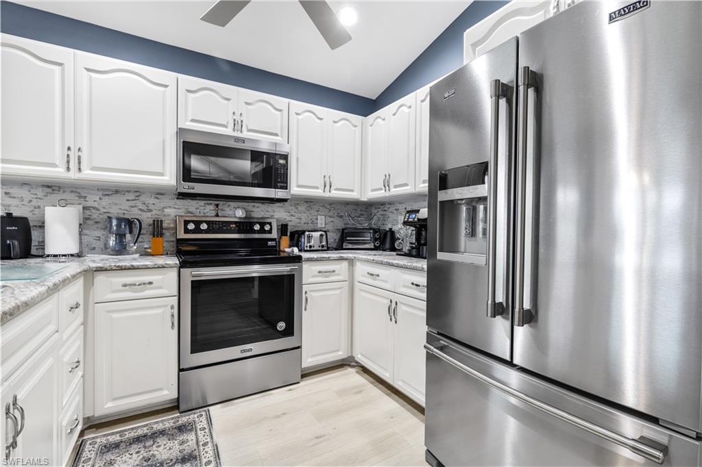 SABAL SPRINGS GOLF AND RACQUET CLUB - Residential
