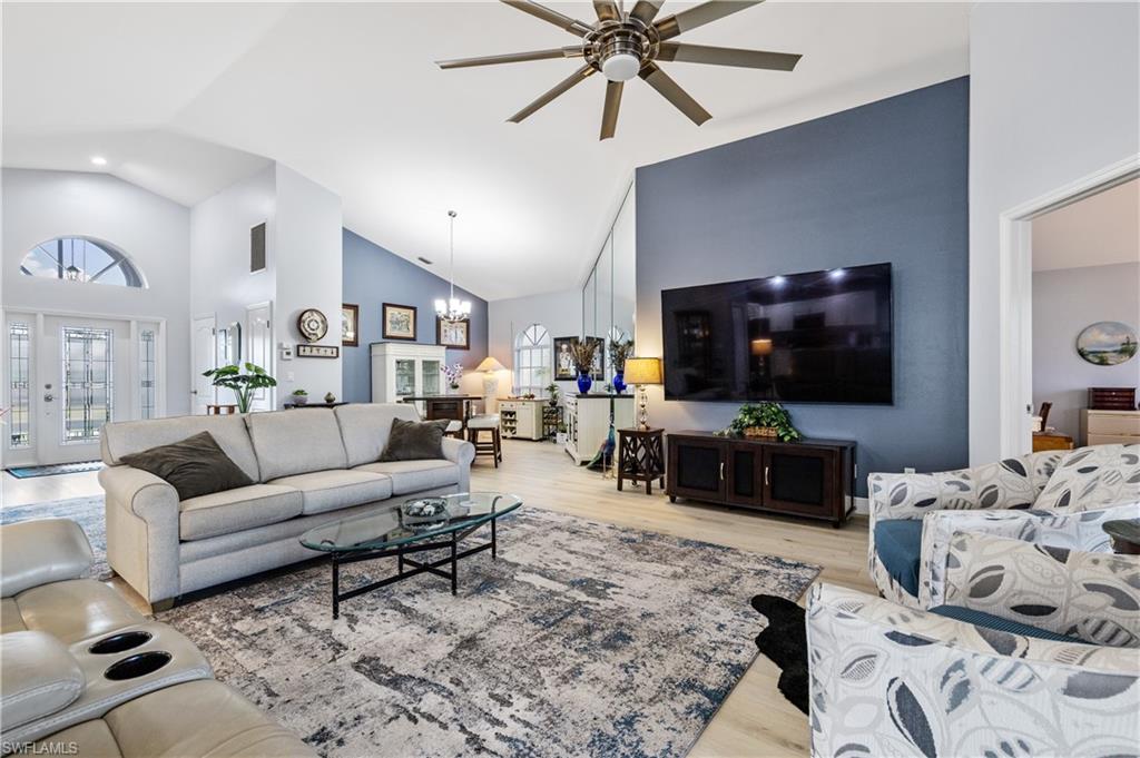 SABAL SPRINGS GOLF AND RACQUET CLUB - Residential