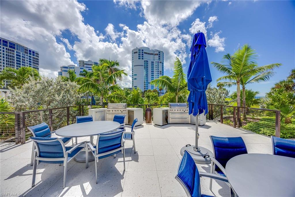 PARK PLAZA - Residential