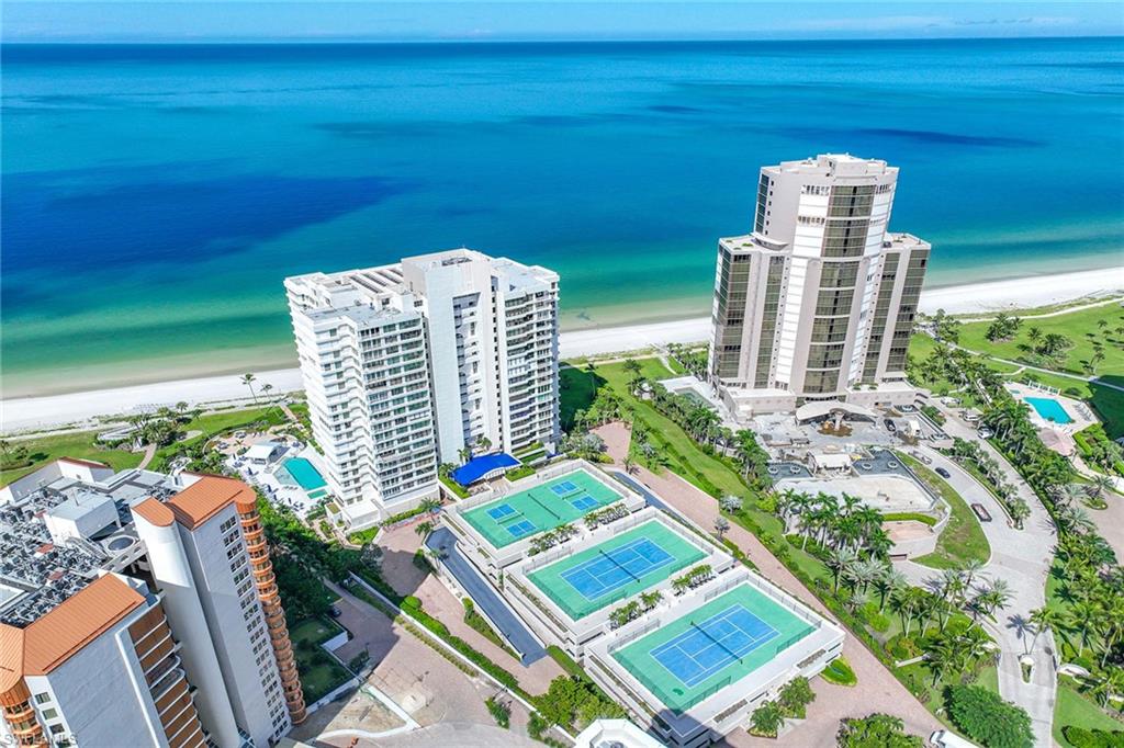 PARK PLAZA - Residential