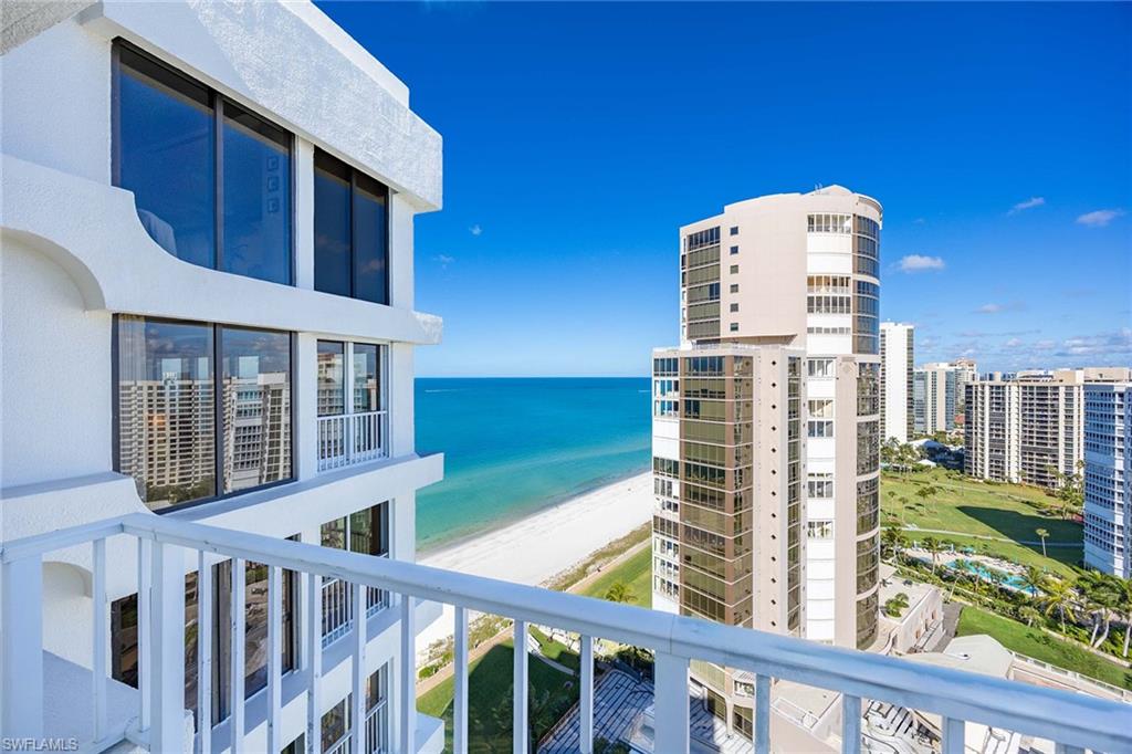 PARK PLAZA - Residential