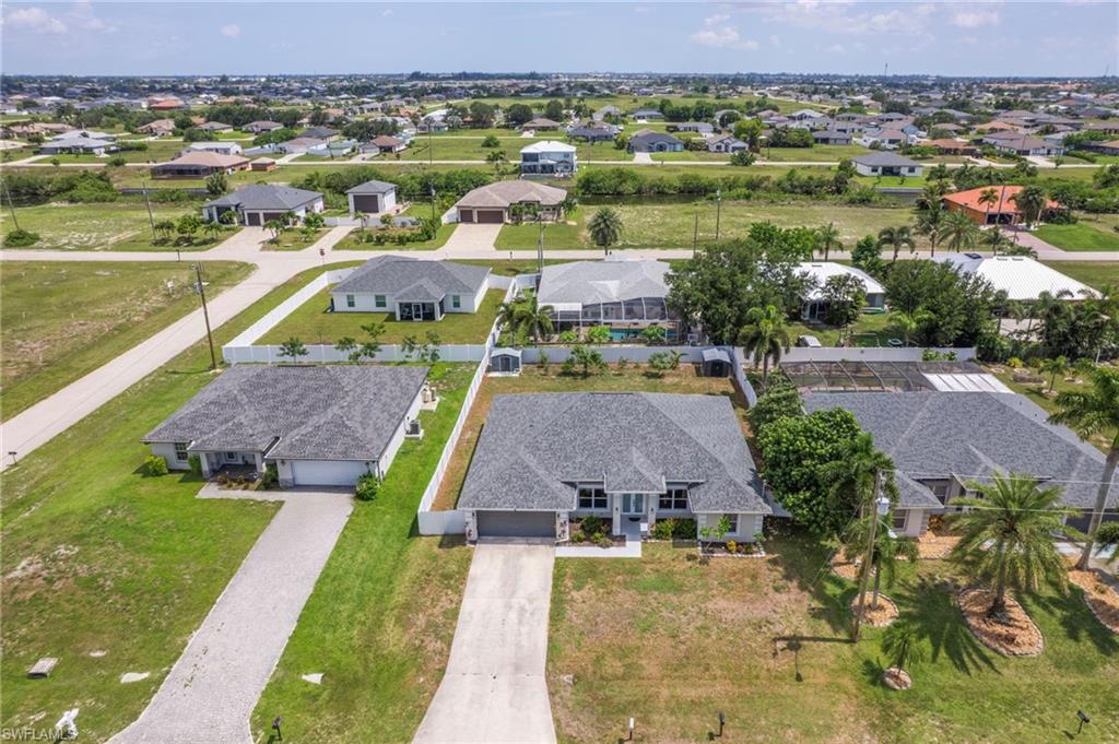 CAPE CORAL - Residential