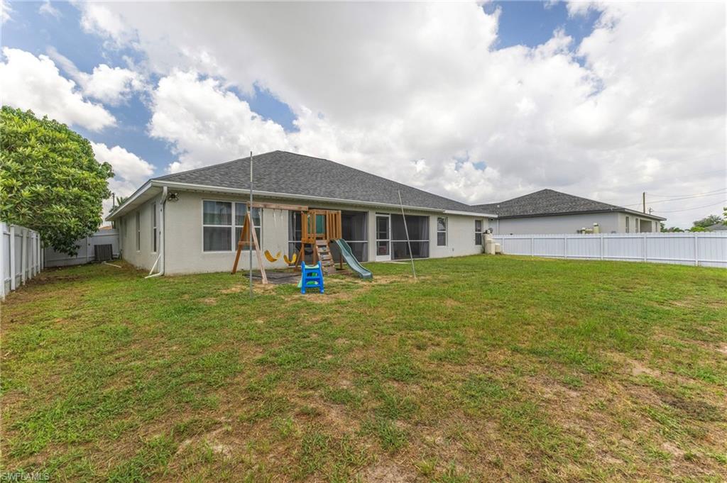 CAPE CORAL - Residential