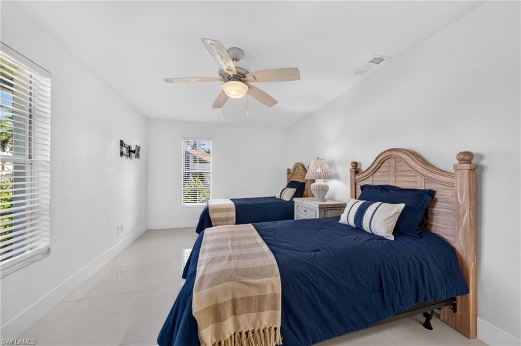 SHANNONS - Residential