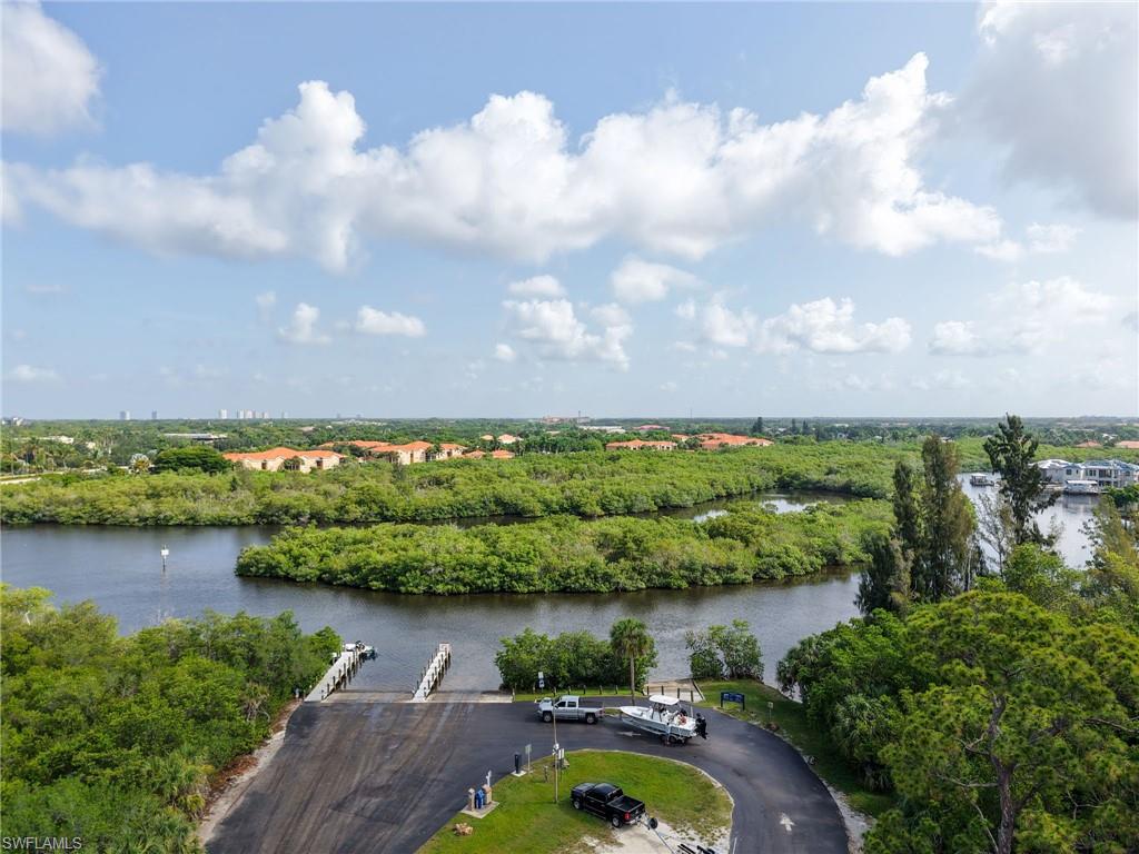 SHANNONS - Residential