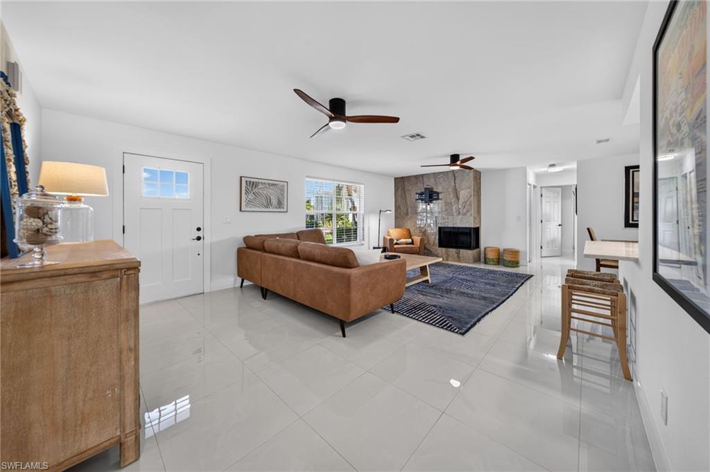 SHANNONS - Residential