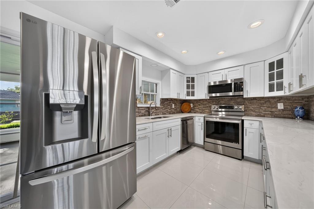 SHANNONS - Residential