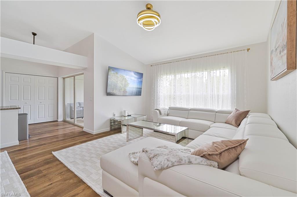 MANORS AT FOUNTAIN LAKES - Residential Lease