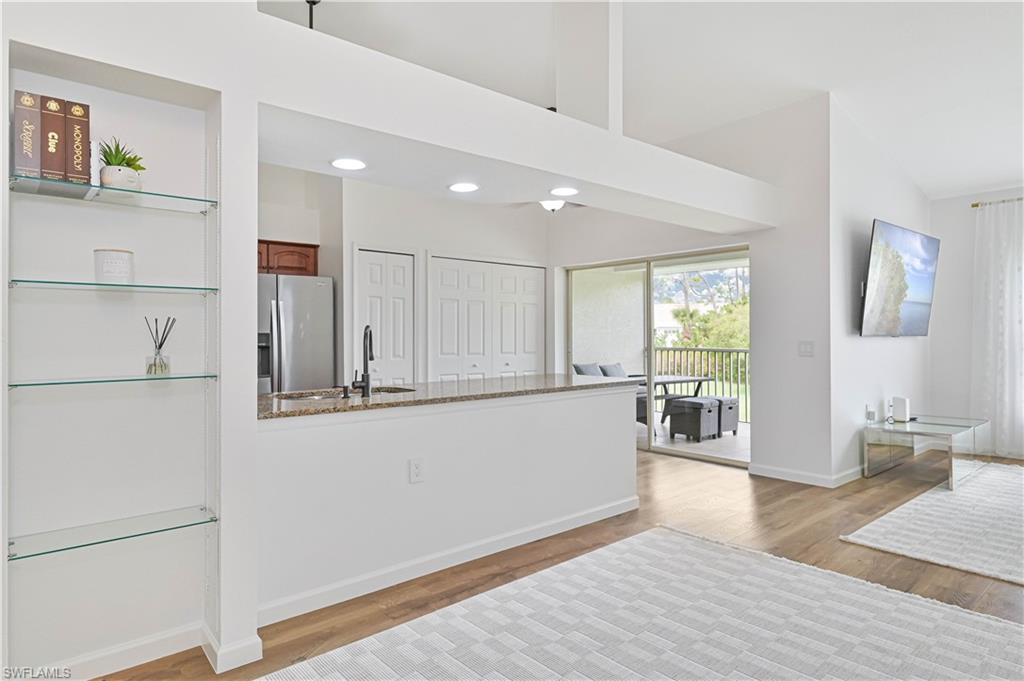 MANORS AT FOUNTAIN LAKES - Residential Lease